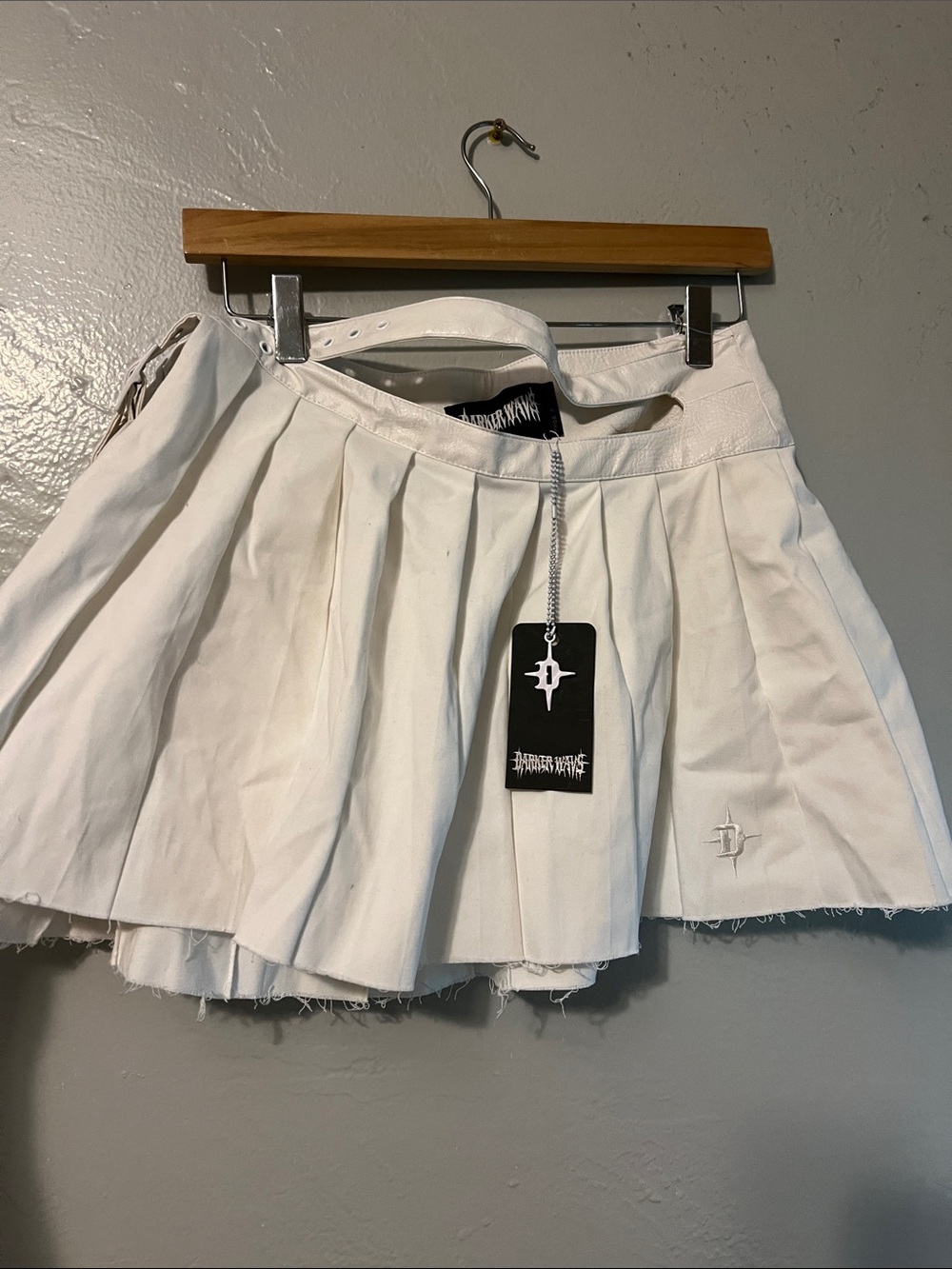 Dolls Kill Darker Wave Skirt NEW SZ Medium Dress loop